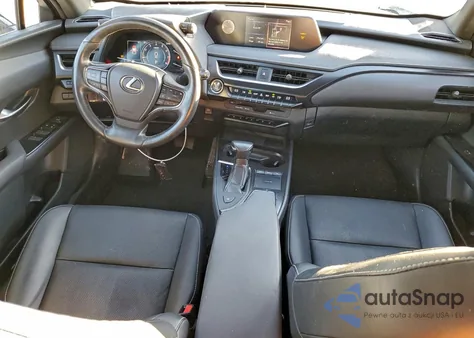 2019 Lexus Ux 200 z USA, uszkodzony, nr VIN JTHY3JBH7K2002241